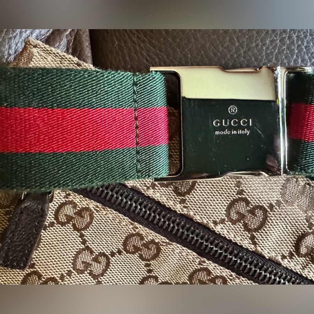 GUCCI
Monogram Double Pocket Belt, fanny pack, waist bag, crossbody - Picture 4 of 5